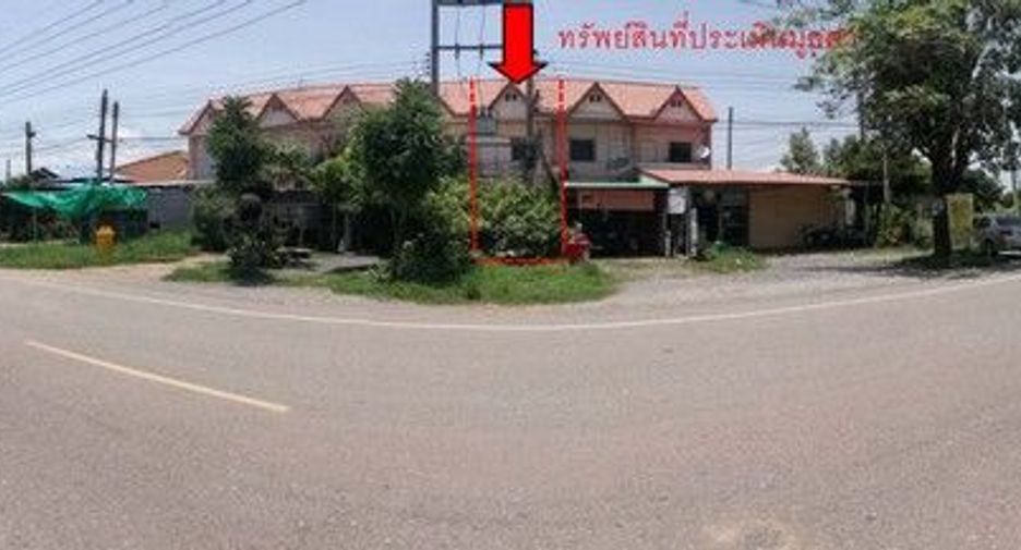 For sale 1 bed retail Space in Taphan Hin, Phichit