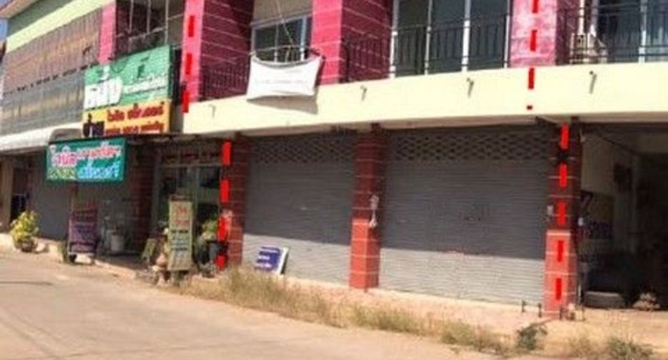 For sale 1 bed retail Space in Taphan Hin, Phichit
