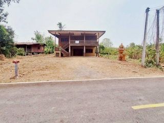 Продажа 1 кровать дом в Taphan Hin, Phichit