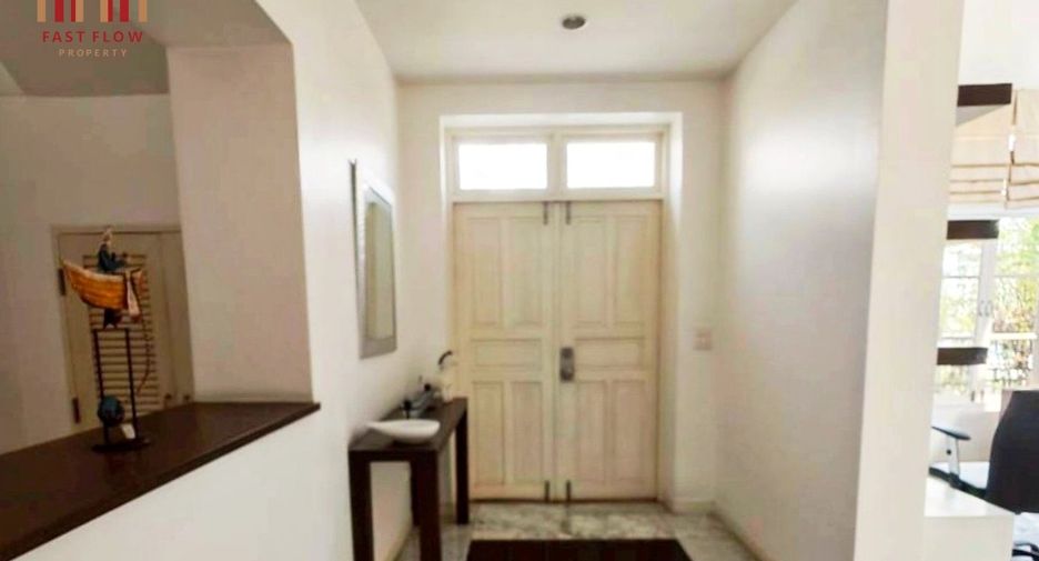 For sale 3 bedrooms house in Chatuchak, Bangkok