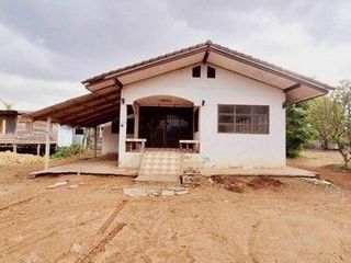 Продажа 1 кровать дом в Taphan Hin, Phichit
