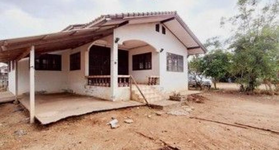 For sale 1 bed house in Taphan Hin, Phichit