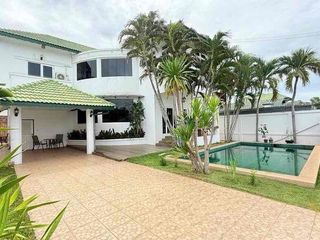 For Rent 3 Bedroom Villa In Bang Lamung, Chonburi