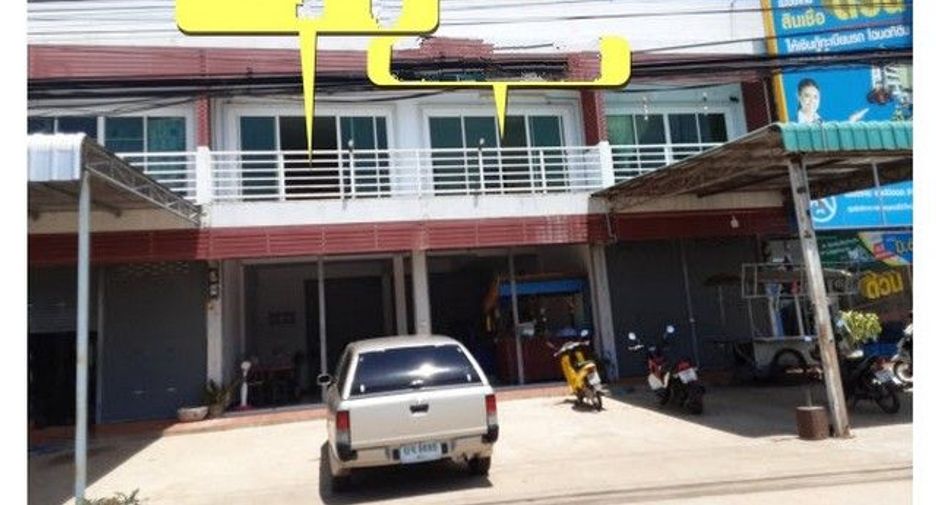 For sale 1 bed retail Space in Taphan Hin, Phichit