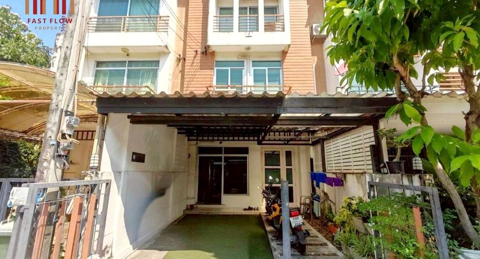 Продажа 3 спальни таунхаус в Лак Си, Бангкок