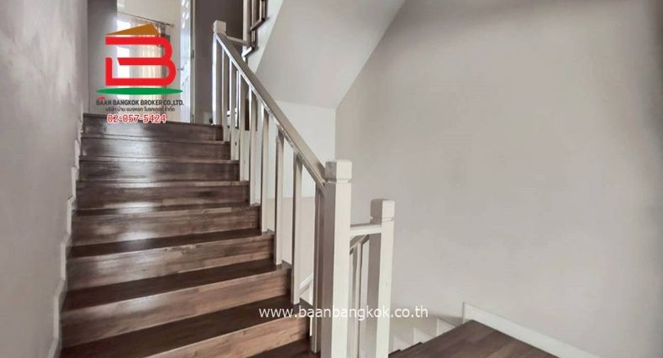 For sale 4 bedrooms townhouse in Bang Bon, Bangkok
