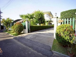 出租 4 卧室 独立屋 在 Mueang Chiang Mai, Chiang Mai