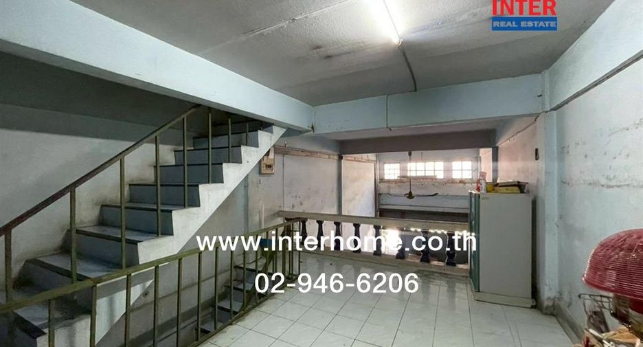 For sale 4 bedrooms retail Space in Bang Khae, Bangkok