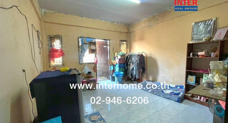 For sale 4 bedrooms retail Space in Bang Khae, Bangkok