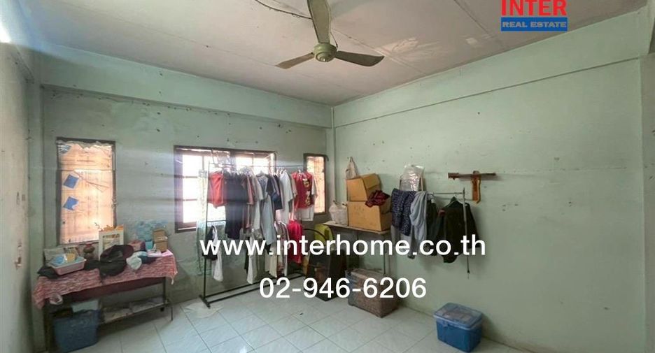 For sale 4 bedrooms retail Space in Bang Khae, Bangkok