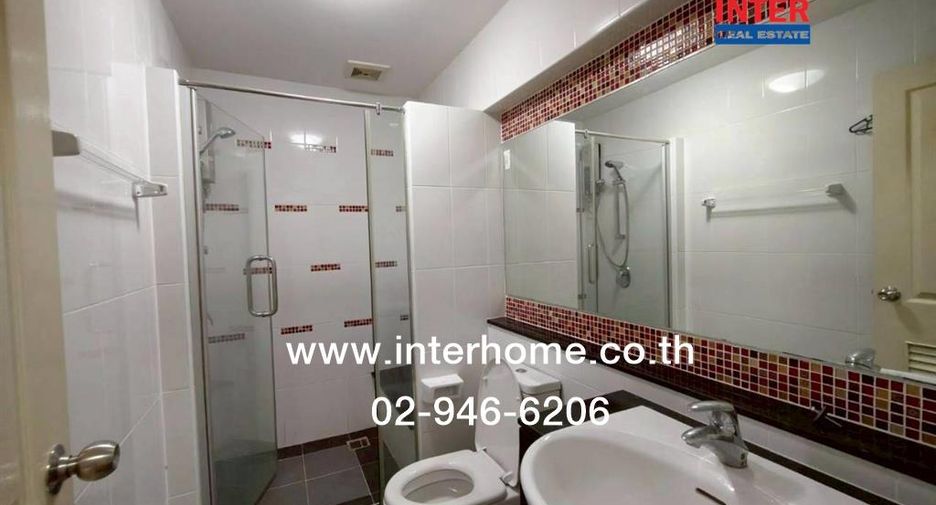 Casa adosada en venta de 3 habitaciones en Lak Si, Bangkok