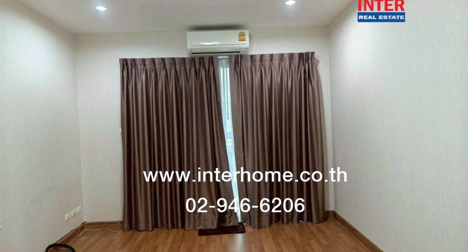 Casa adosada en venta de 3 habitaciones en Lak Si, Bangkok