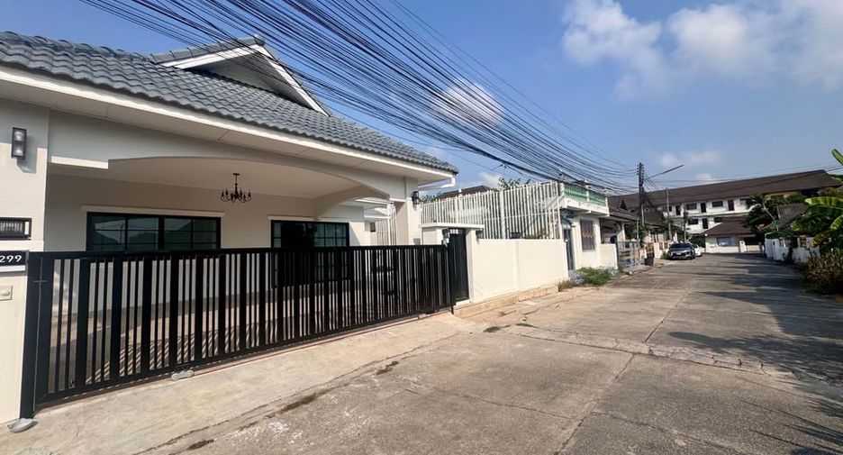 À louer 3 chambres villa à Bang Lamung, Chonburi