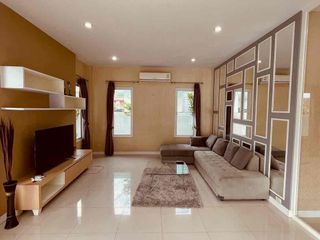 Villa en venta de 3 habitaciones en Bang Lamung, Chonburi