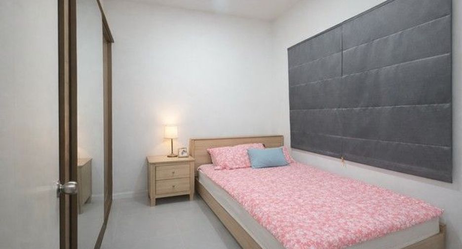 À vendre 4 chambres maison de ville à Bang Kruai, Nonthaburi