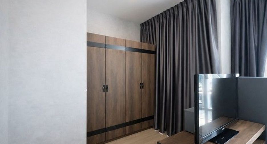 À vendre 4 chambres maison de ville à Bang Kruai, Nonthaburi