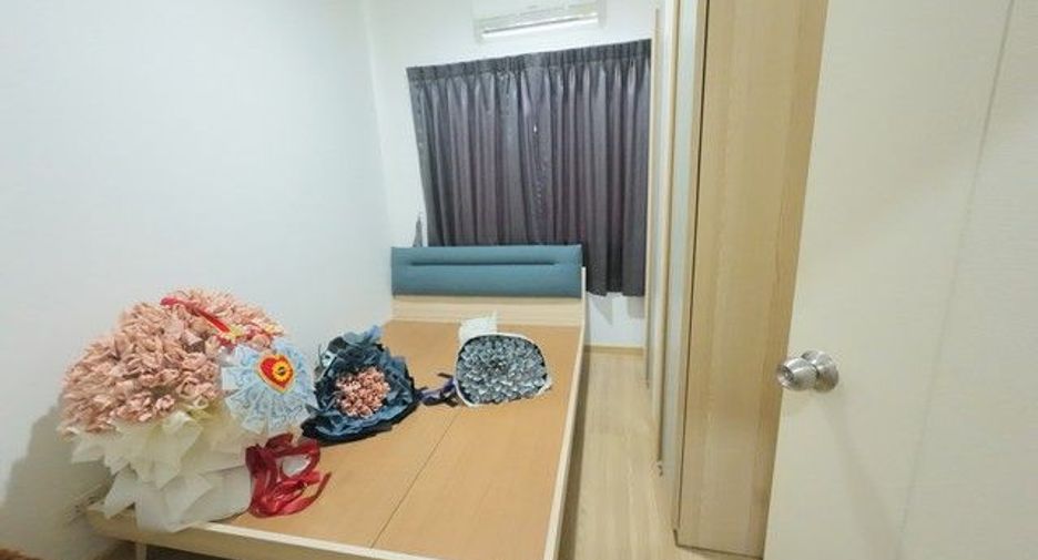 À vendre 4 chambres maison de ville à Bang Kruai, Nonthaburi
