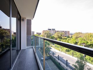 Продажа 3 спальни кондо в Суан Луанг, Бангкок