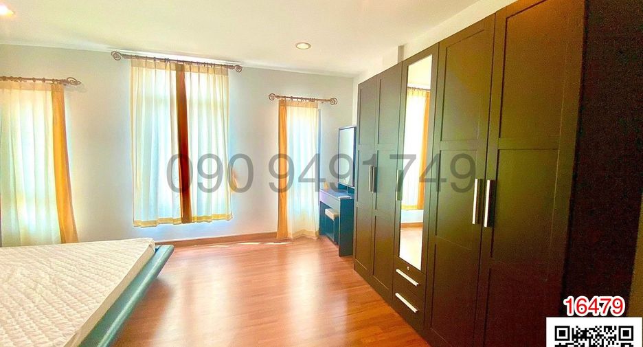 For rent 3 bedrooms townhouse in Prawet, Bangkok