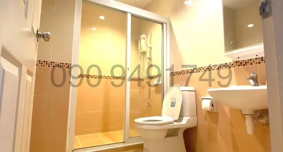 For rent 3 bedrooms townhouse in Prawet, Bangkok