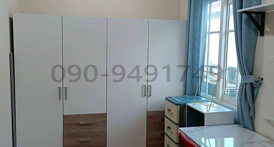 For rent 3 bedrooms townhouse in Bueng Kum, Bangkok