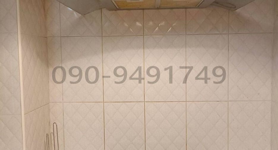 For rent 3 bedrooms townhouse in Bueng Kum, Bangkok