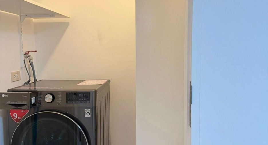 For rent 2 bedrooms condo in Suan Luang, Bangkok