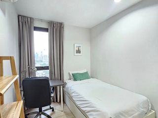 For rent 2 bedrooms condo in Ratchathewi, Bangkok