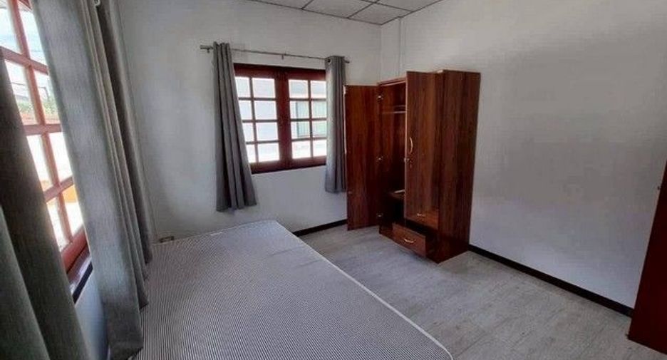 À louer 3 chambres maison à Bang Bua Thong, Nonthaburi