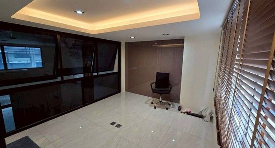 Casa en alquiler de 1 habitaciones en Bueng Kum, Bangkok