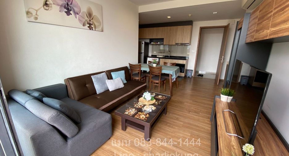 For rent 2 bedrooms condo in Watthana, Bangkok