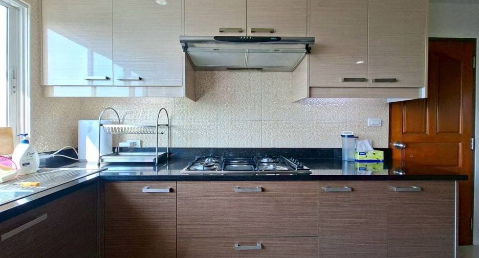Wohnung zur Miete mit 3 Zimmer in Watthana, Bangkok