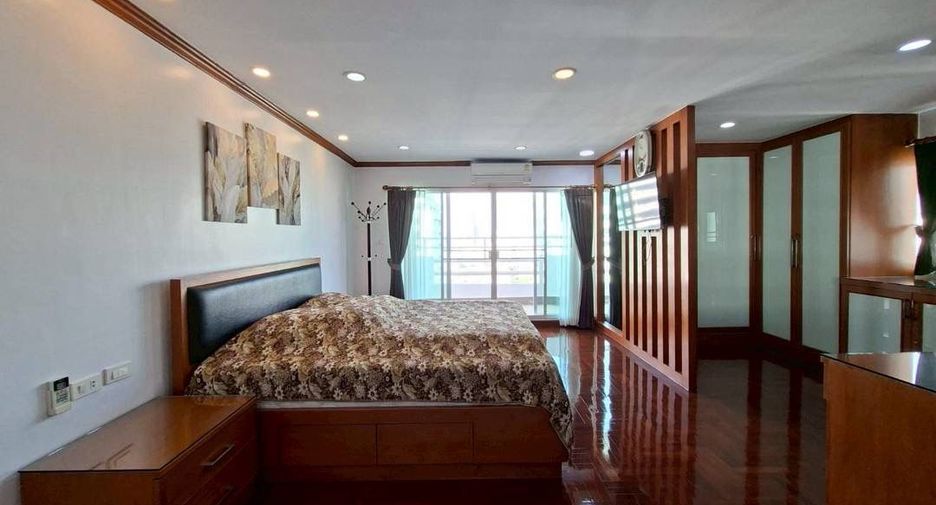 Wohnung zur Miete mit 3 Zimmer in Watthana, Bangkok