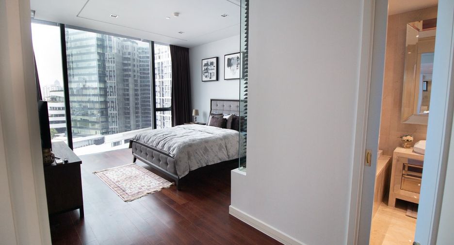 Condo en alquiler y en venta de 2 habitaciones en Khlong Toei, Bangkok