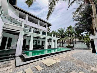 Villa zur Miete mit 5 Zimmer in Bang Lamung, Chonburi