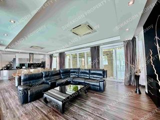 Villa zur Miete mit 5 Zimmer in Bang Lamung, Chonburi