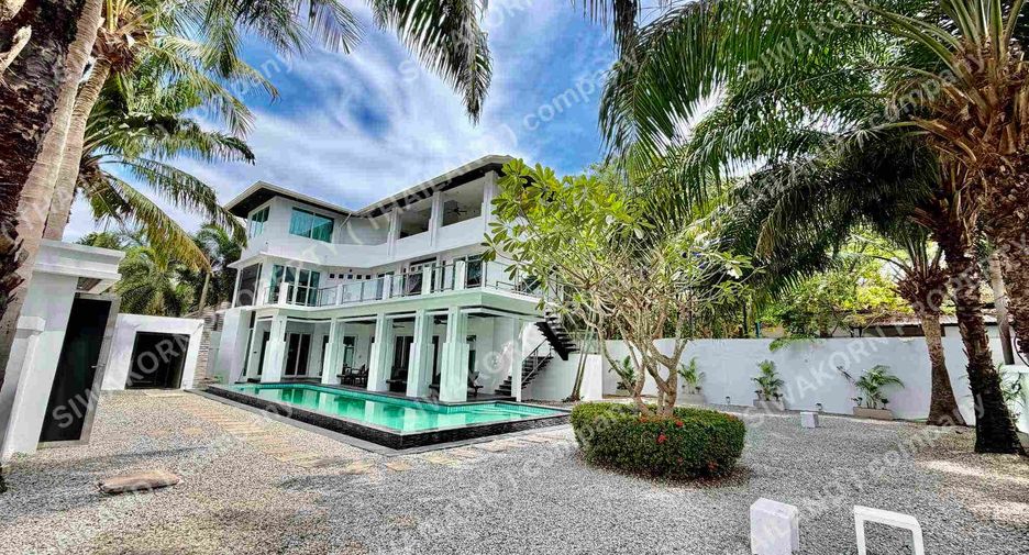 Villa zur Miete mit 5 Zimmer in Bang Lamung, Chonburi