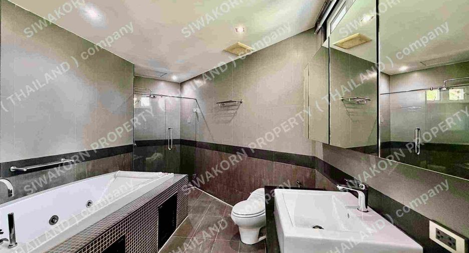 Villa zur Miete mit 5 Zimmer in Bang Lamung, Chonburi