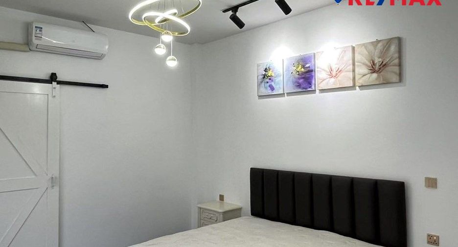 For sale 9 bedrooms house in Bang Lamung, Chonburi