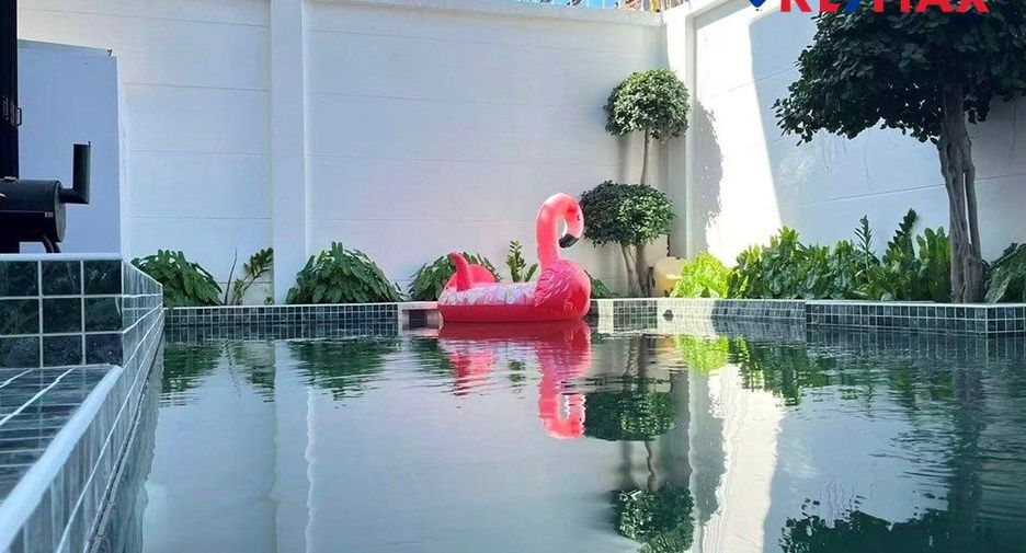 For sale 9 bedrooms house in Bang Lamung, Chonburi