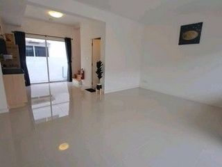 ให้เช่า 2 ห้องนอน บ้านเดี่ยว ใน บางพลี, สมุทรปราการ