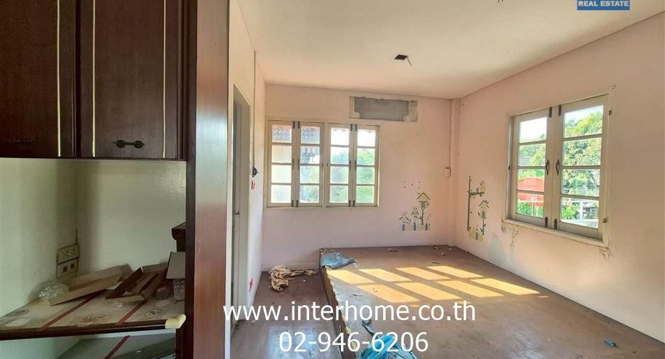 Casa en venta de 4 habitaciones en Saphan Sung, Bangkok