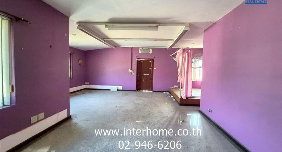 Casa en venta de 4 habitaciones en Saphan Sung, Bangkok