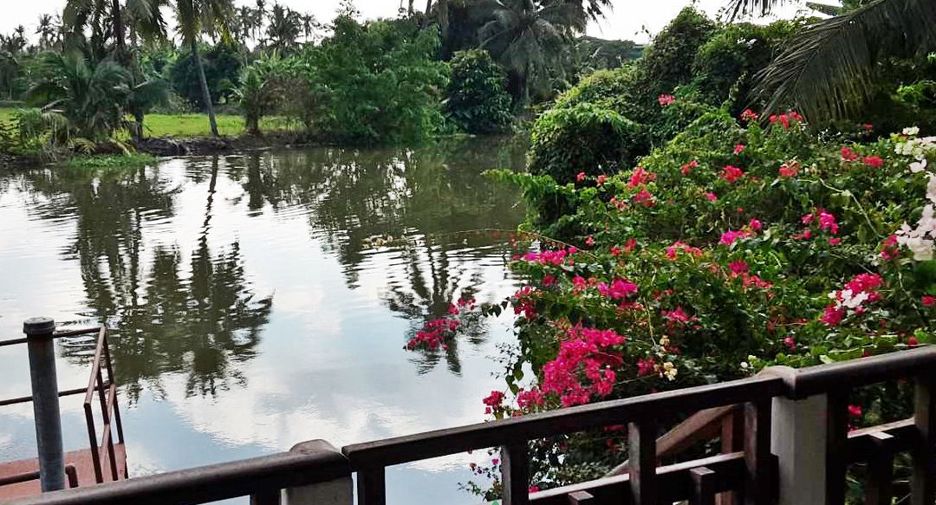 出售 4 卧室 独立屋 在 Sam Phran, Nakhon Pathom