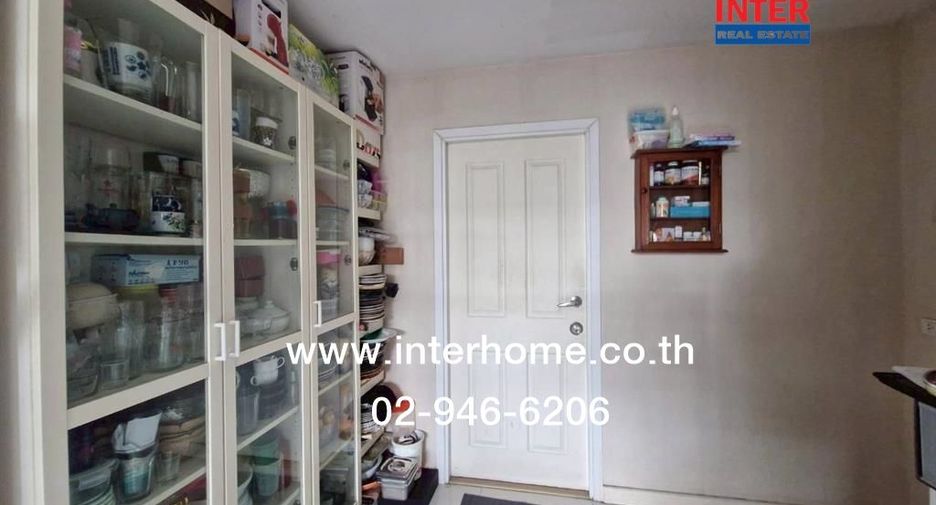 À vendre 3 chambres maison à Khan Na Yao, Bangkok