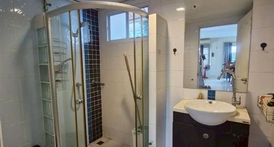 À vendre 3 chambres maison à Khan Na Yao, Bangkok