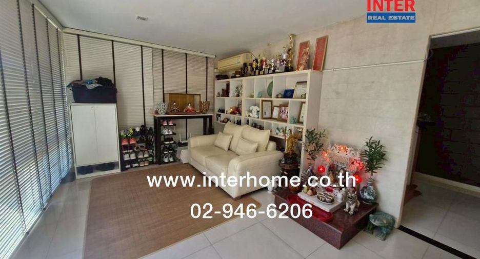 À vendre 3 chambres maison à Khan Na Yao, Bangkok