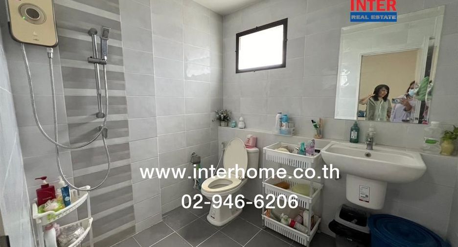 For sale 3 bedrooms townhouse in Pak Kret, Nonthaburi