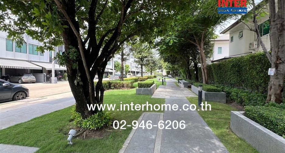 For sale 3 bedrooms townhouse in Pak Kret, Nonthaburi