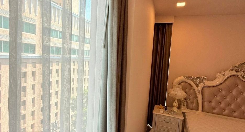 For rent and for sale 2 bedrooms condo in Pathum Wan, Bangkok
